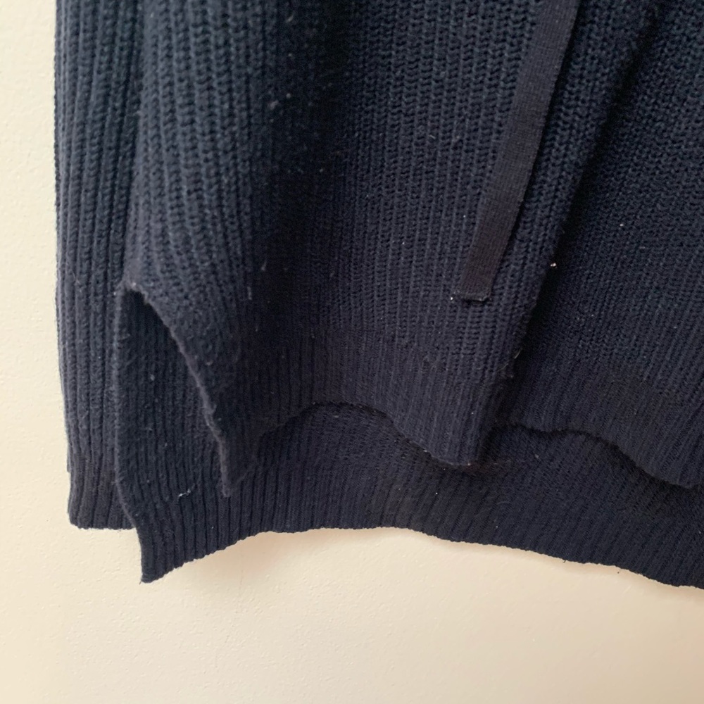 Sweater - Picture 3 of 3